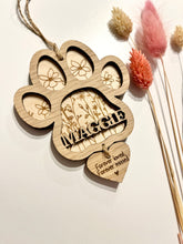 Load image into Gallery viewer, Wildflower paw memorial decoration
